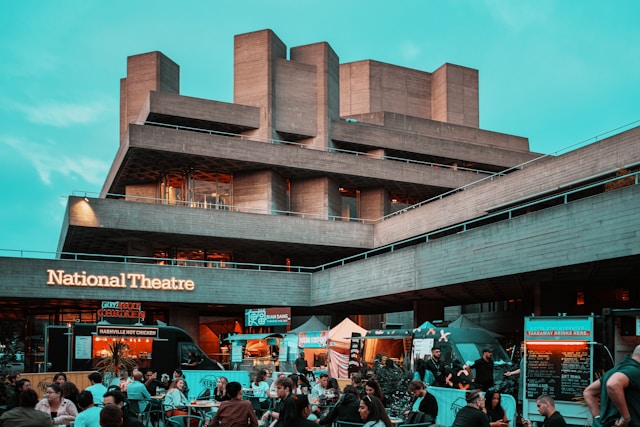 уроки из подхода Национального театра к пожарной безопасности